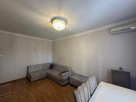 3 otaqlı köhnə tikili - 8-ci kilometr q. - 80 m²