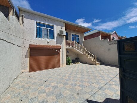 4 otaqlı həyət evi/bağ evi - Zabrat q. - 185 m²