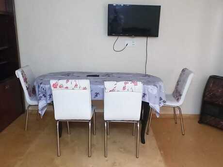 Elan №6088365 - Bakı, Elmlər Akademiyası m., 2 otaqlı, 79 m²