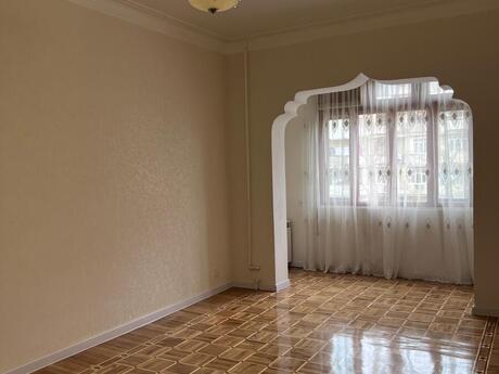 4 otaqlı köhnə tikili - Əhmədli m. - 100 m²