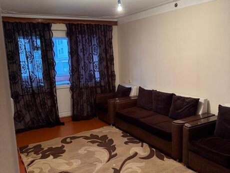 2 otaqlı köhnə tikili - Neftçilər m. - 42 m²