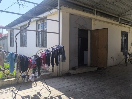 3 otaqlı həyət evi/bağ evi - Novxanı q. - 100 m²
