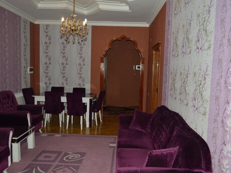 4 otaqlı yeni tikili - İnşaatçılar m. - 150 m²