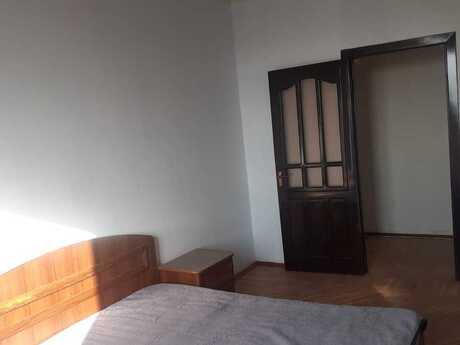 2 otaqlı köhnə tikili - 9-cu mikrorayon q. - 65 m²
