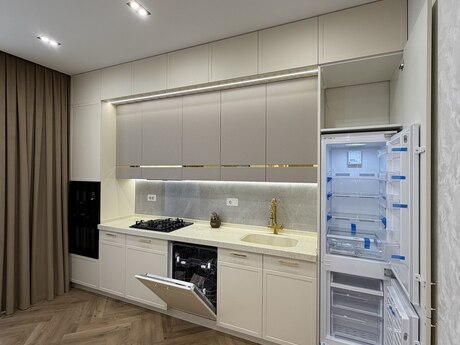 3-комн. новостройка - Насиминский р. - 102 м²