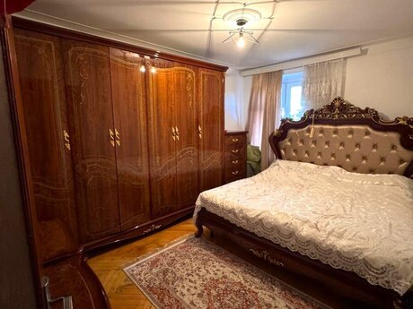 3 otaqlı köhnə tikili - 20 Yanvar m. - 90 m²