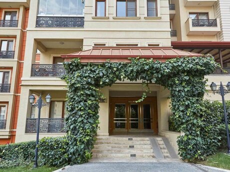 4 otaqlı yeni tikili - 28 May m. - 280 m²