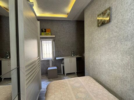 3 otaqlı köhnə tikili - Sahil m. - 50 m²