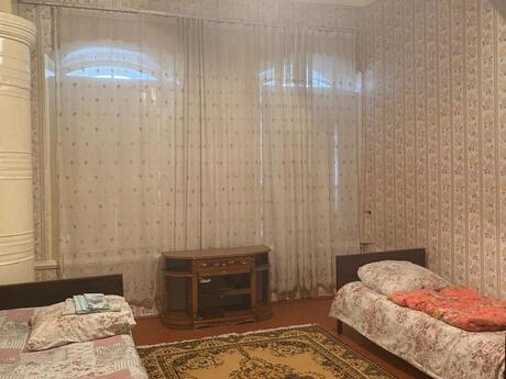 5-комн. вторичка - Шеки - 180 м²