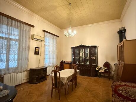 2 otaqlı köhnə tikili - Sahil m. - 60 m²