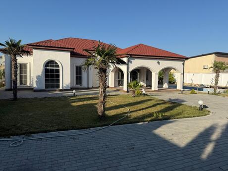4 otaqlı həyət evi/bağ evi - Mərdəkan q. - 220 m²
