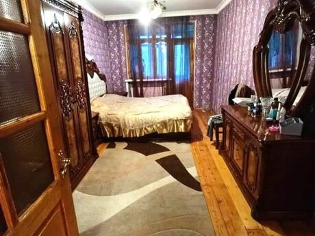 3 otaqlı köhnə tikili - Bakıxanov q. - 80 m²