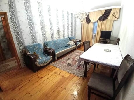 3 otaqlı köhnə tikili - Bakıxanov q. - 80 m²