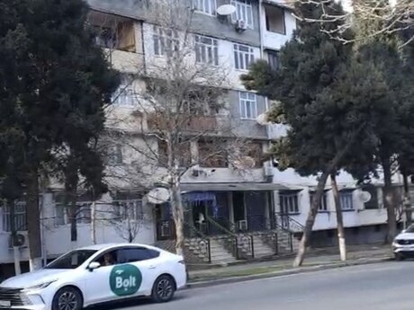4 otaqlı köhnə tikili - Gəncə - 85 m²