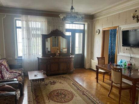 Elan №6088543 - Bakı, Elmlər Akademiyası m., 3 otaqlı, 95 m², 4/4 mərtəbə