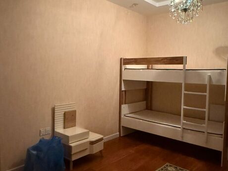 3 otaqlı yeni tikili - 28 May m. - 115 m²