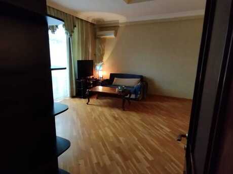 1 otaqlı yeni tikili - Şah İsmayıl Xətai m. - 64 m²