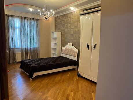 4 otaqlı yeni tikili - Şah İsmayıl Xətai m. - 165 m²