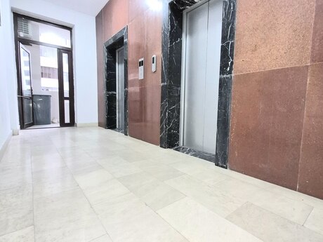 3-комн. новостройка - Насиминский  р. - 165 м²