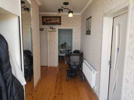 3 otaqlı həyət evi/bağ evi - Saray q. - 95 m²