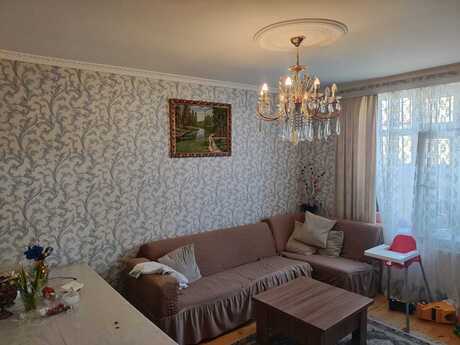 3 otaqlı həyət evi/bağ evi - Saray q. - 95 m²