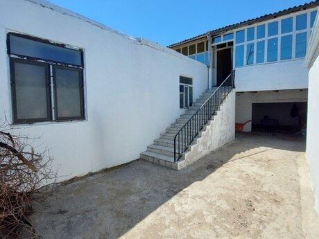 4 otaqlı həyət evi/bağ evi - Maştağa q. - 100 m²