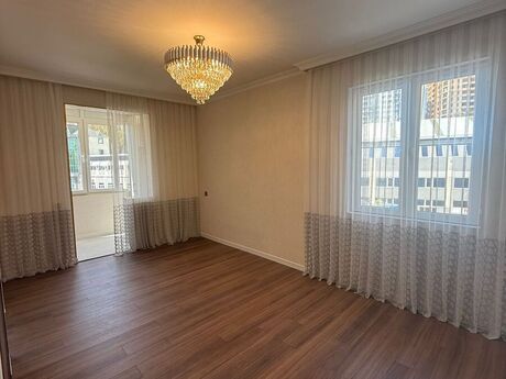 3 otaqlı köhnə tikili - Memar Əcəmi m. - 70 m²