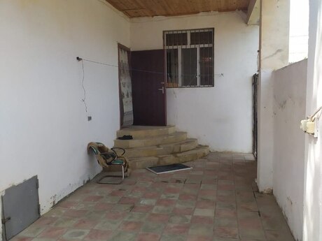 3 otaqlı həyət evi/bağ evi - Sumqayıt - 130 m²