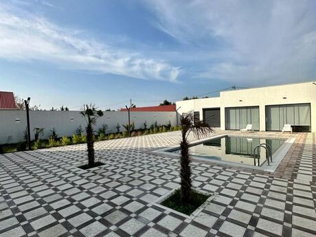 6 otaqlı həyət evi/bağ evi - Mərdəkan q. - 370 m²