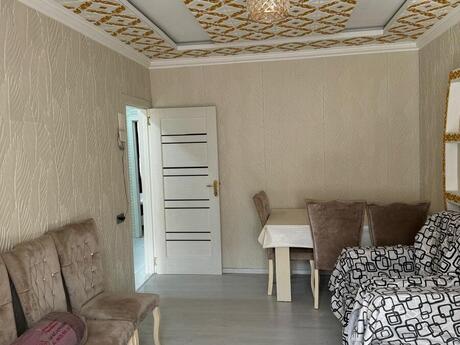 2 otaqlı köhnə tikili - Həzi Aslanov q. - 60 m²