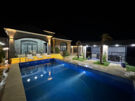 4 otaqlı həyət evi/bağ evi - Mərdəkan q. - 200 m²