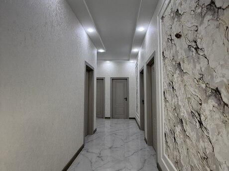 4 otaqlı həyət evi/bağ evi - Zabrat q. - 120 m²