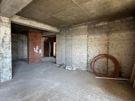 4 otaqlı yeni tikili - Nərimanov r. - 215 m²