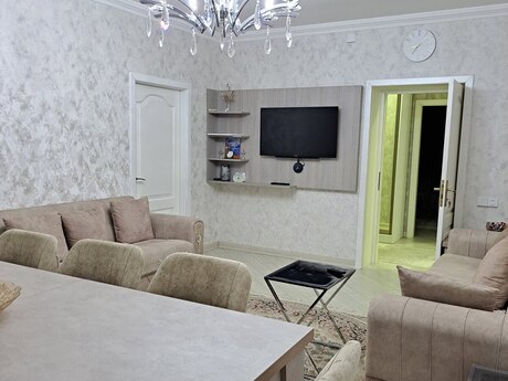 4 otaqlı köhnə tikili - Badamdar q. - 110 m²