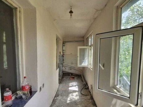 2 otaqlı köhnə tikili - 8-ci mikrorayon q. - 55 m²