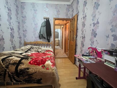 3 otaqlı köhnə tikili - Sahil q. - 64 m²