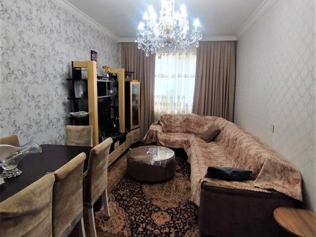 3 otaqlı köhnə tikili - Yeni Günəşli q. - 75 m²