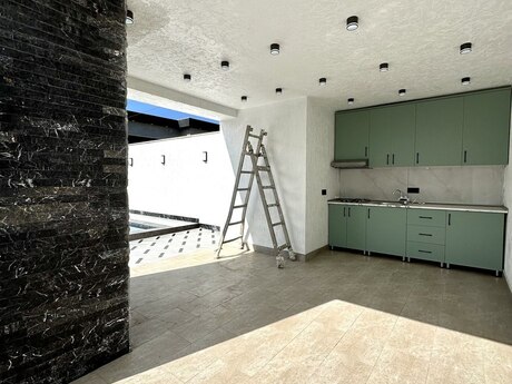 4 otaqlı həyət evi/bağ evi - Mərdəkan q. - 170 m²