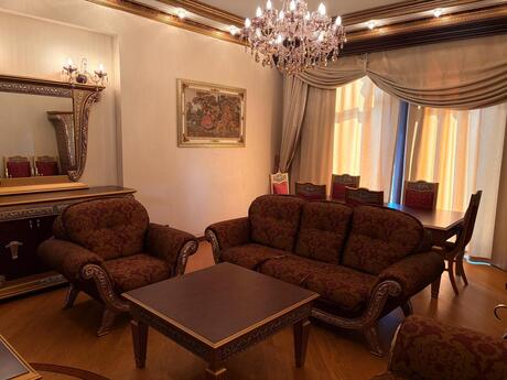 Obyekt - İçəri Şəhər m. - 92.4 m²