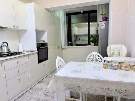 3 otaqlı köhnə tikili - Xətai r. - 70 m²