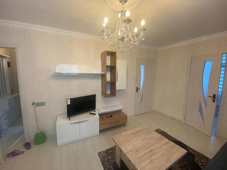 2 otaqlı köhnə tikili - Bayıl q. - 55 m²
