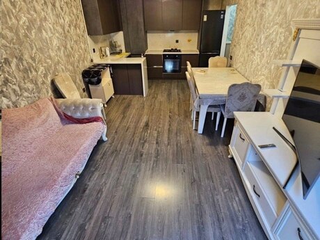 Объявление №6089192 - Баку, м. Кара Караев, 2-комн., 50 м², 2/17 этаж