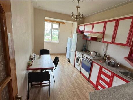 2 otaqlı köhnə tikili - Xalqlar Dostluğu m. - 65 m²