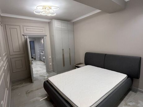 4 otaqlı yeni tikili - Nəsimi r. - 165 m²