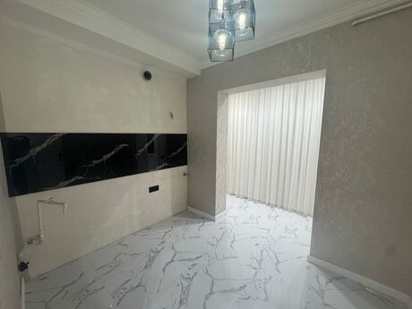 2 otaqlı köhnə tikili - Yeni Günəşli q. - 60 m²
