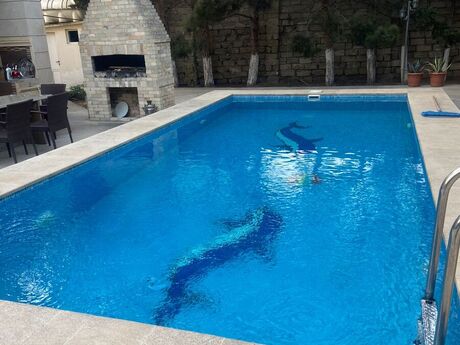 4 otaqlı həyət evi/bağ evi - Buzovna q. - 220 m²