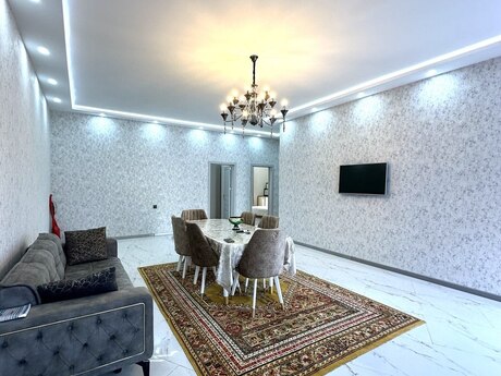 4 otaqlı həyət evi/bağ evi - Mərdəkan q. - 150 m²