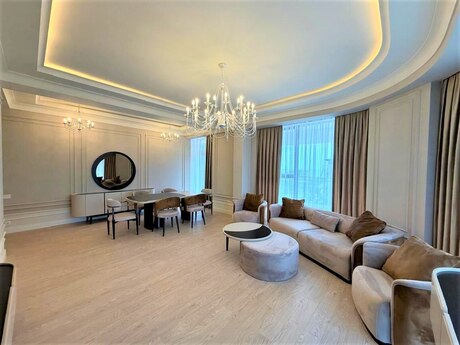 4 otaqlı yeni tikili - Ağ şəhər q. - 220 m²