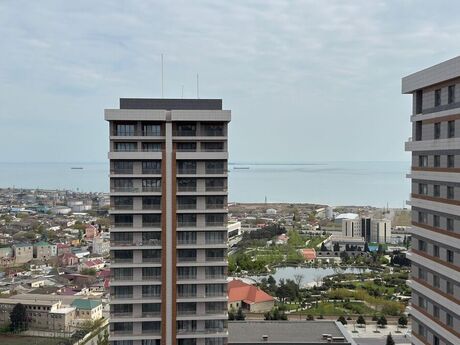 3 otaqlı yeni tikili - Xətai r. - 157 m²