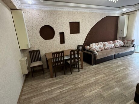 2-комн. новостройка - пос. Бакиханова - 67 м²
